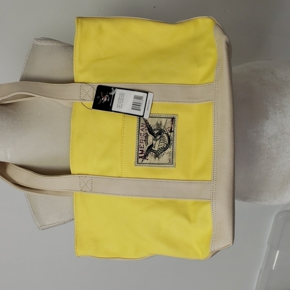 American Living Iconic Tote & Makeup Bag Y&N  NWT - Picture 1 of 12